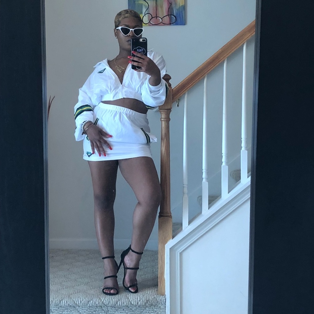 Vintage Pony Crop Zip Top